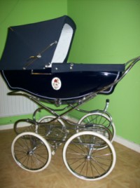 Attached picture pram side on view [320x200].jpg